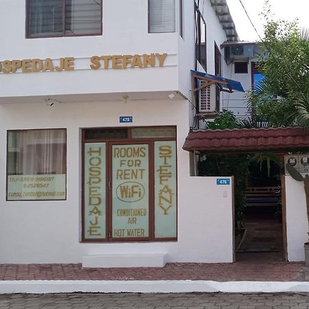 Stefany Hospedaje Puerto Ayora  Exteriér fotografie